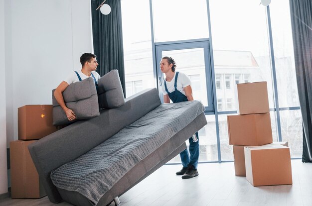 pickup used furniture in dubai